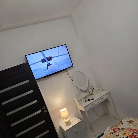 Kasatasmaraldapartament アパート