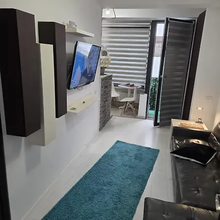 公寓 Kasatasmaraldapartament 康斯坦察